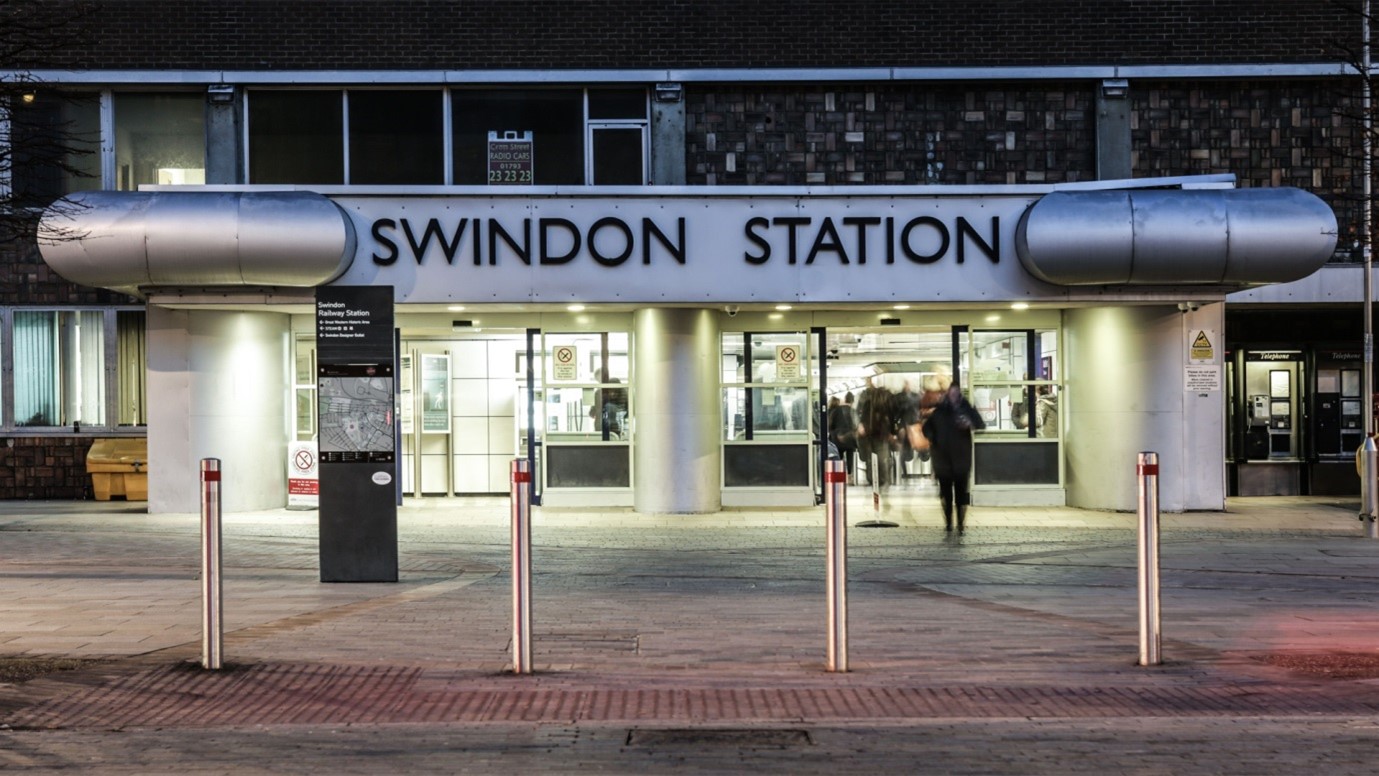 Swindon Station